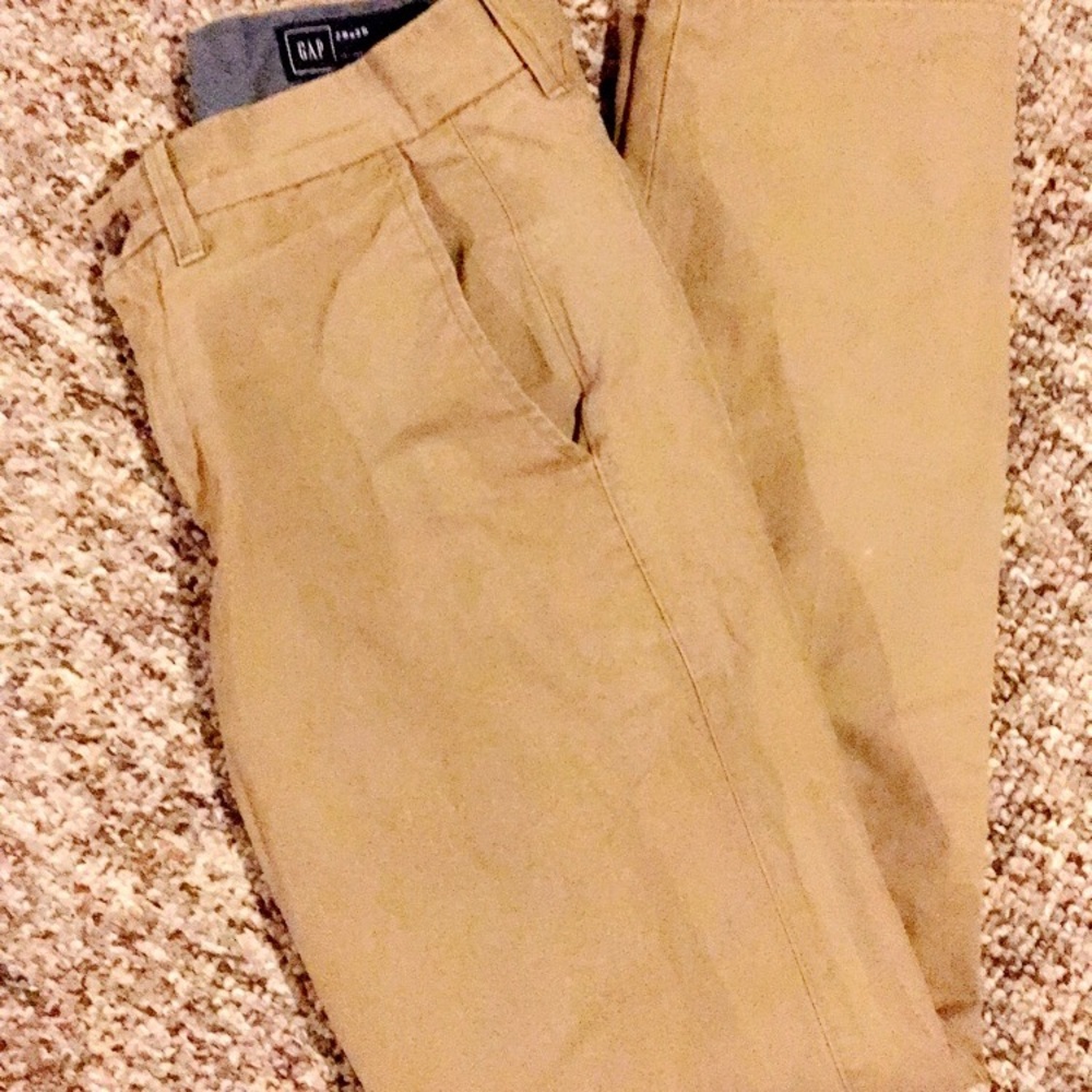 Gap khakis
